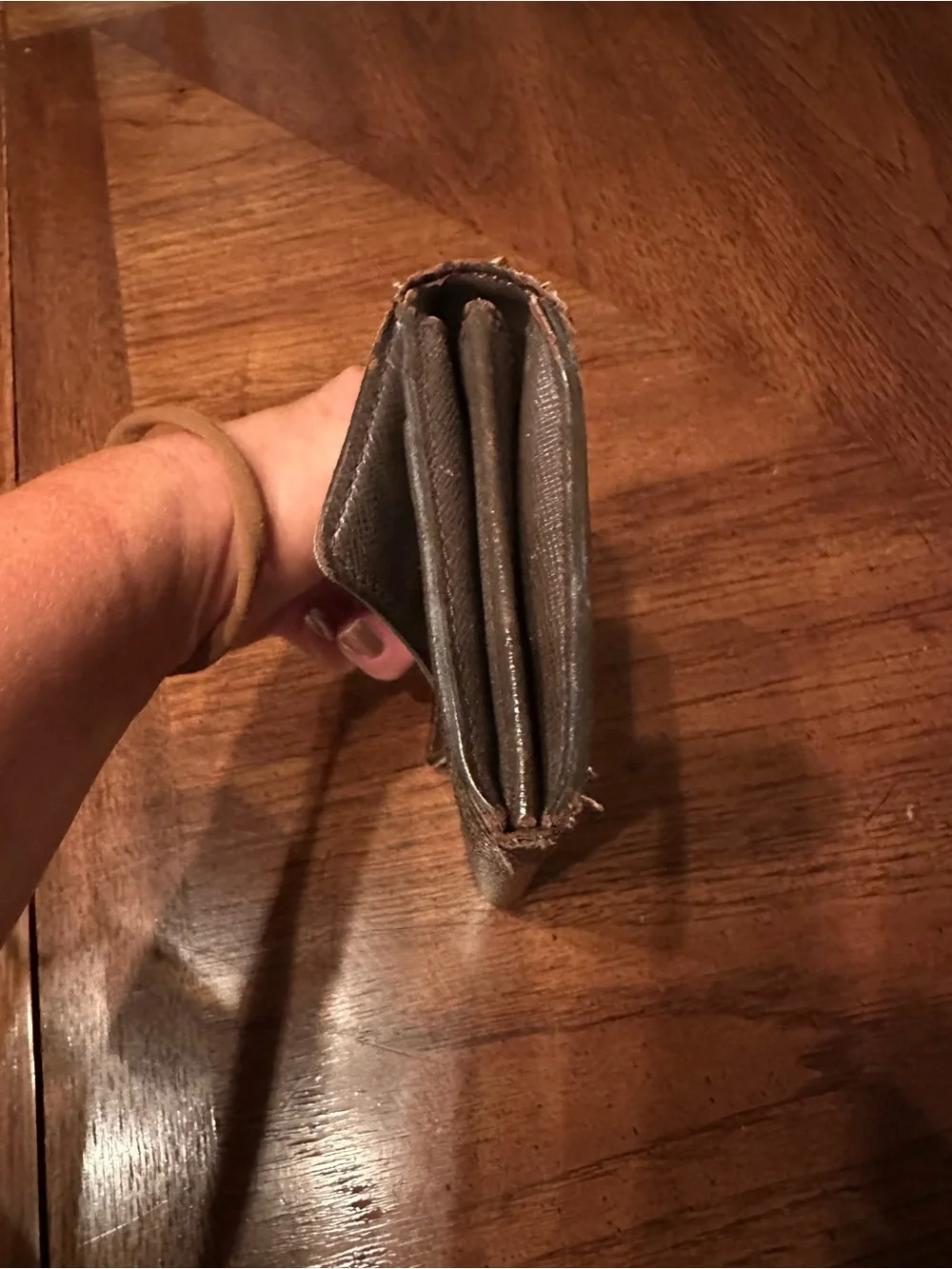 Louis Vuitton Sarah Wallet Damier